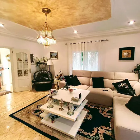 Lujo Elche Villa *